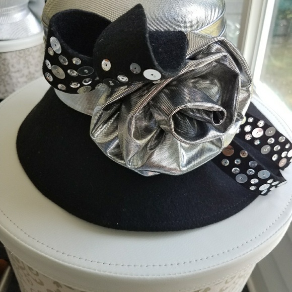 HAT - Picture 1 of 2